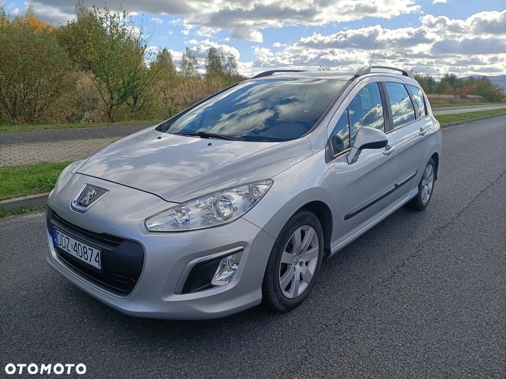 Peugeot 308 - 1
