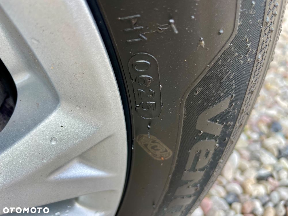 Ford B-MAX 1.4 SYNC Edition - 37