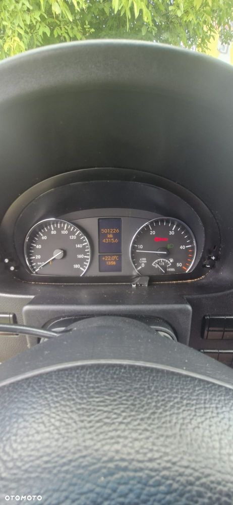 Mercedes-Benz Sprinter - 10