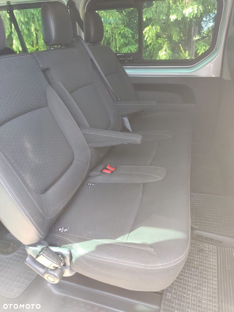 Opel Vivaro - 9