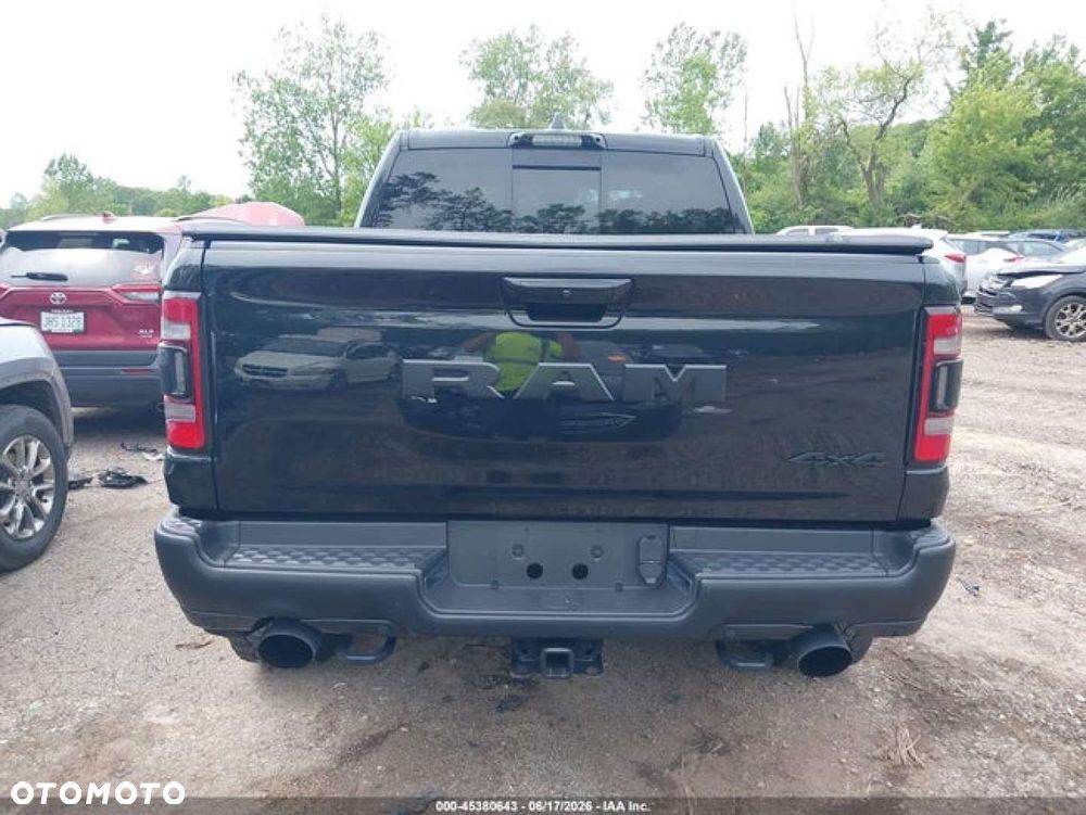 RAM 1500 - 4