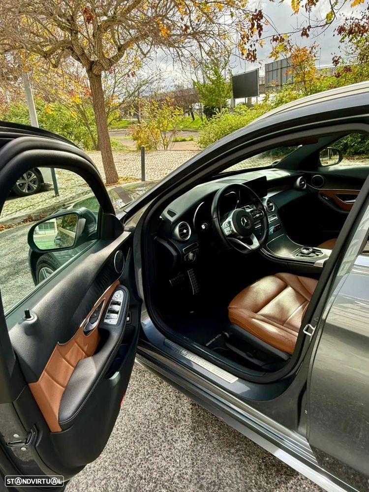 Mercedes-Benz C 300 de AMG Line - 17