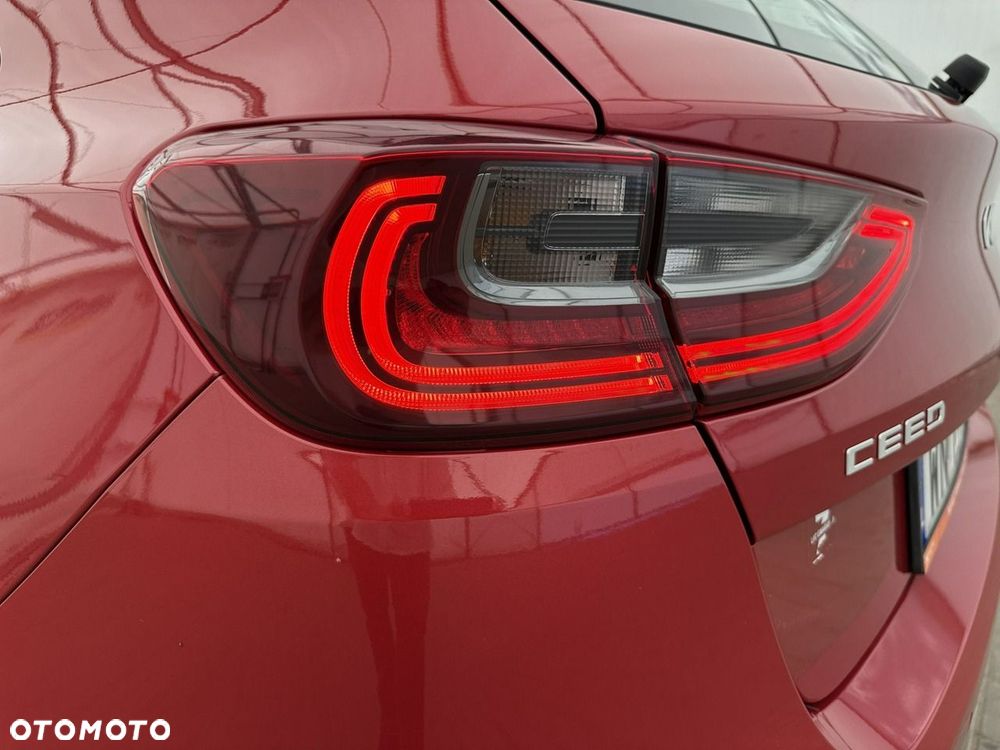 Kia Ceed - 30