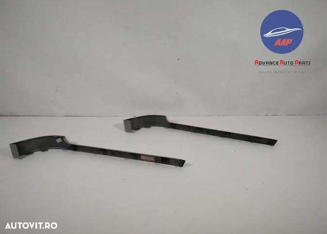 Ornament Bara Spate Stanga original Vogue Land Rover  Range Rover  4 [ - 4