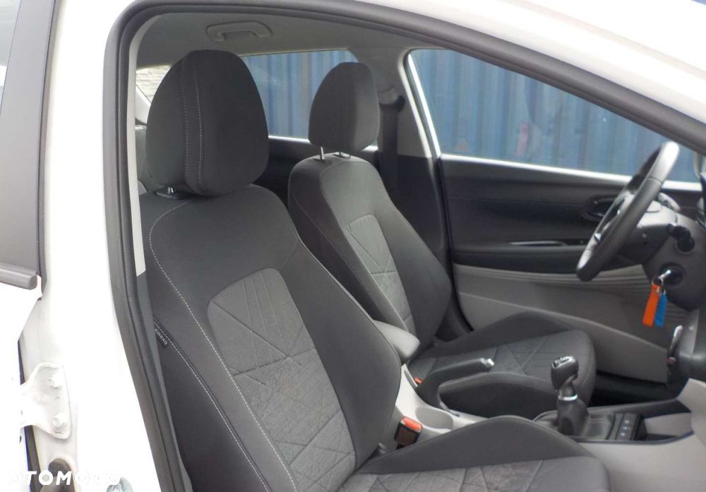 Hyundai Bayon - 16