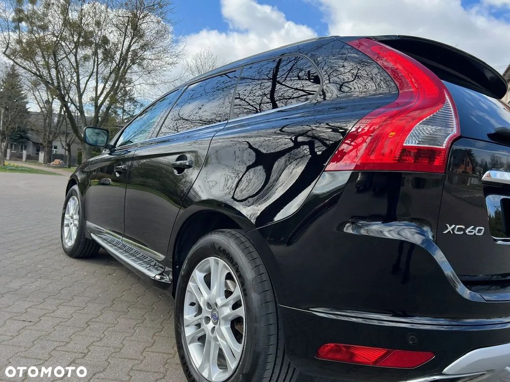 Volvo XC 60 D5 AWD Summum - 17