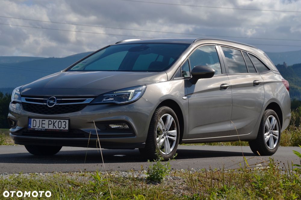 Opel Astra 1.6 D (CDTI) Automatik Sports Tourer Edition - 1