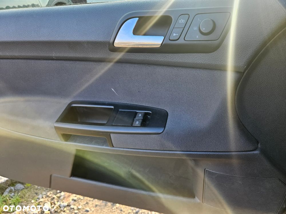 Volkswagen Polo 1.6 Goal - 29