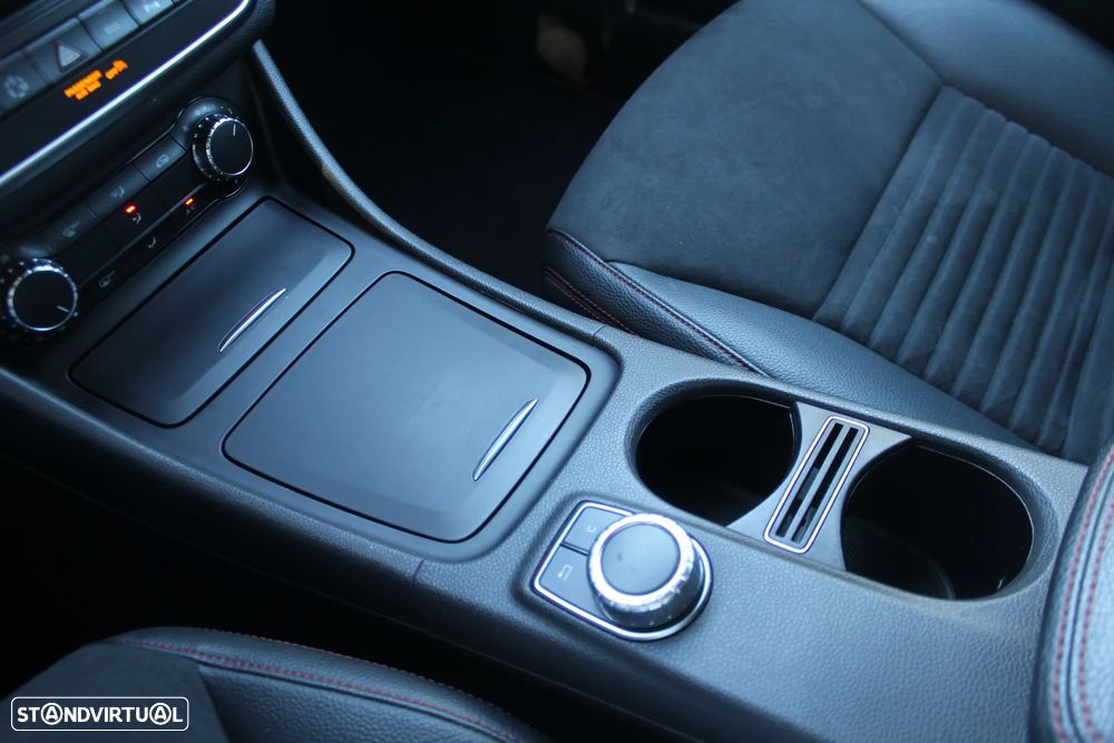 Mercedes-Benz GLA 220 CDi AMG Line 4-Matic - 20