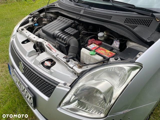 Suzuki Swift - 6