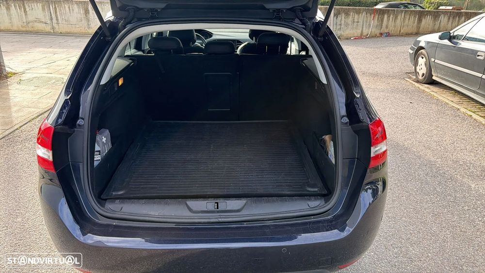 Peugeot 308 SW 1.2 PureTech Style J17 - 10