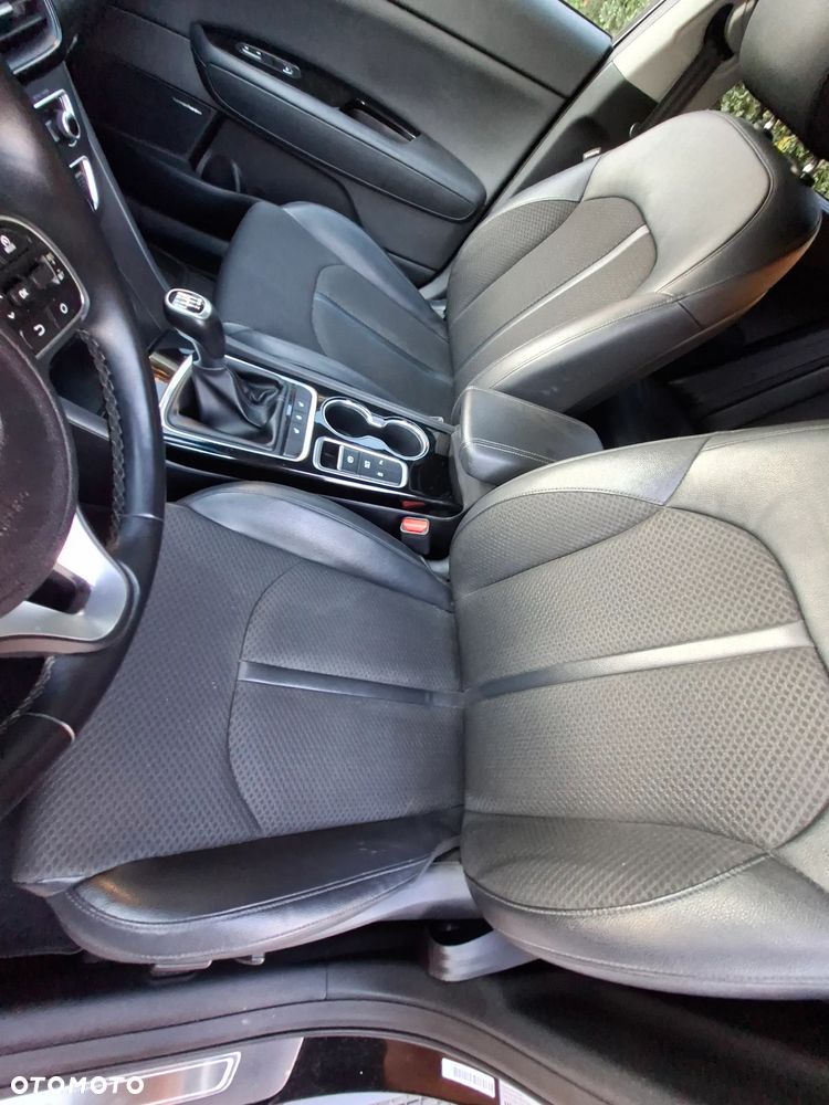 Kia Optima Sportswagon 1.7 CRDI Business Supreme - 29
