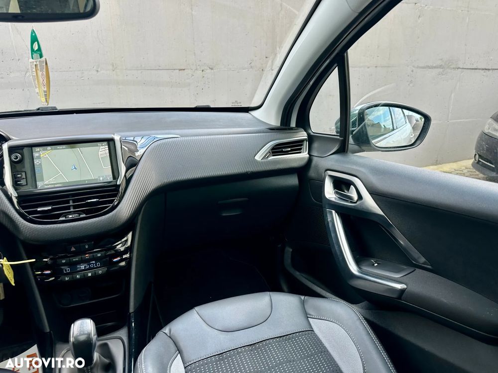 Peugeot 2008 - 10
