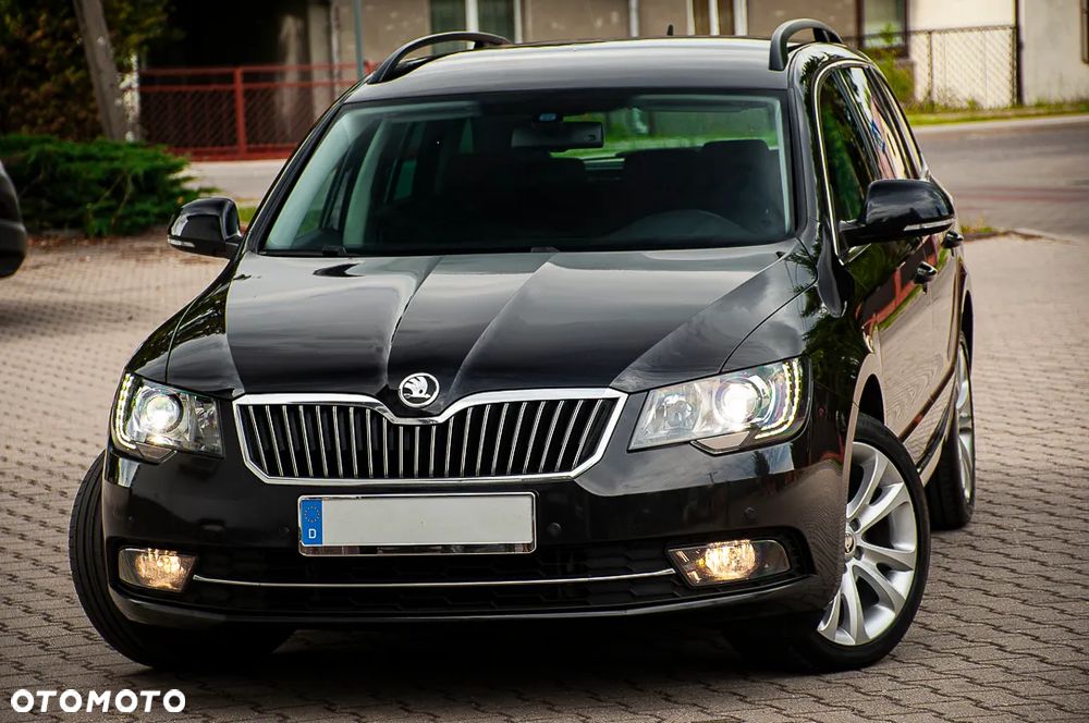 Skoda Superb 2.0 TDI Green tec DSG Elegance - 17