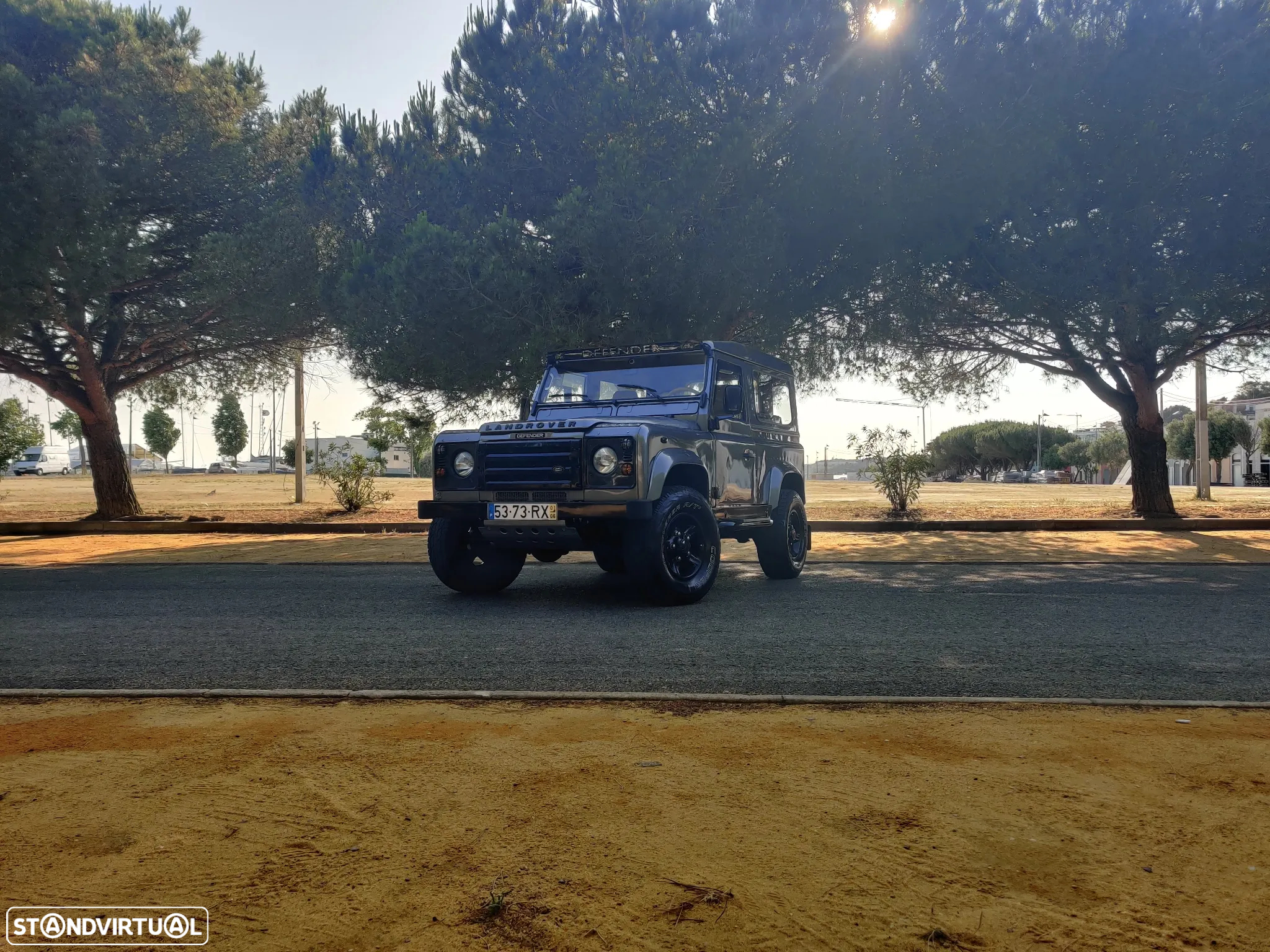 Land Rover Defender 90 2.5 TD5 Metal Top - 15