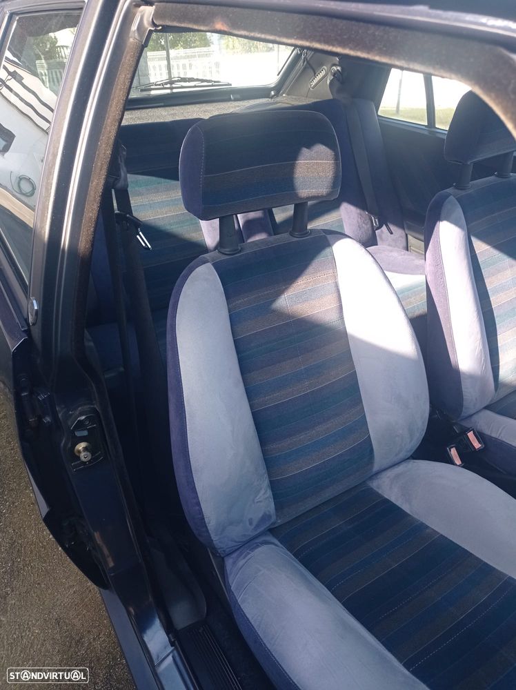 Lancia Delta 1.3 LX - 8