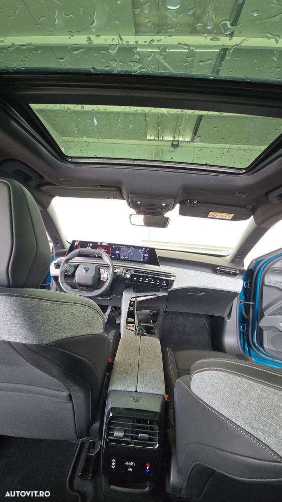 Peugeot 5008 1.2L Hybrid 145 e-DCS6 GT - 8
