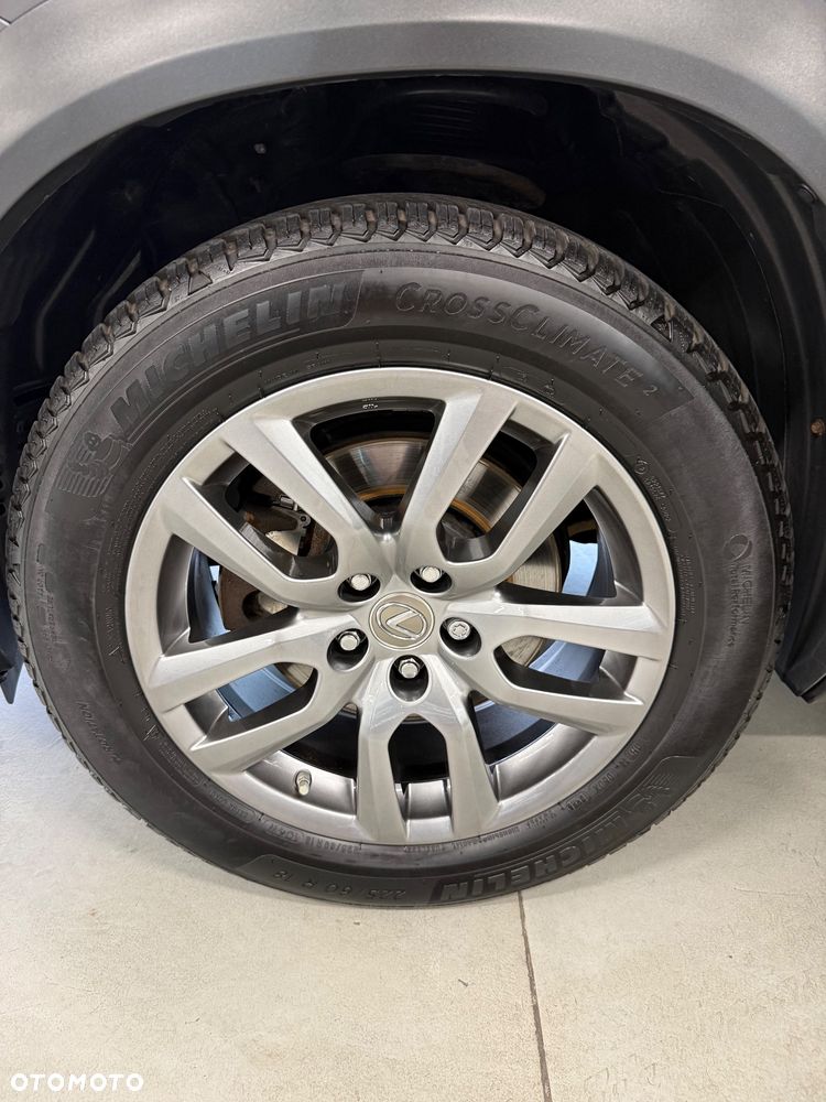 Lexus NX 200t Comfort AWD - 19