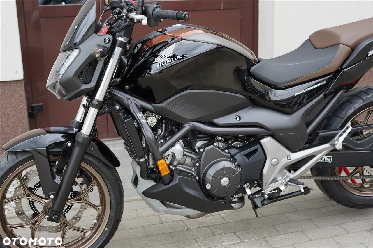 Honda NC - 29