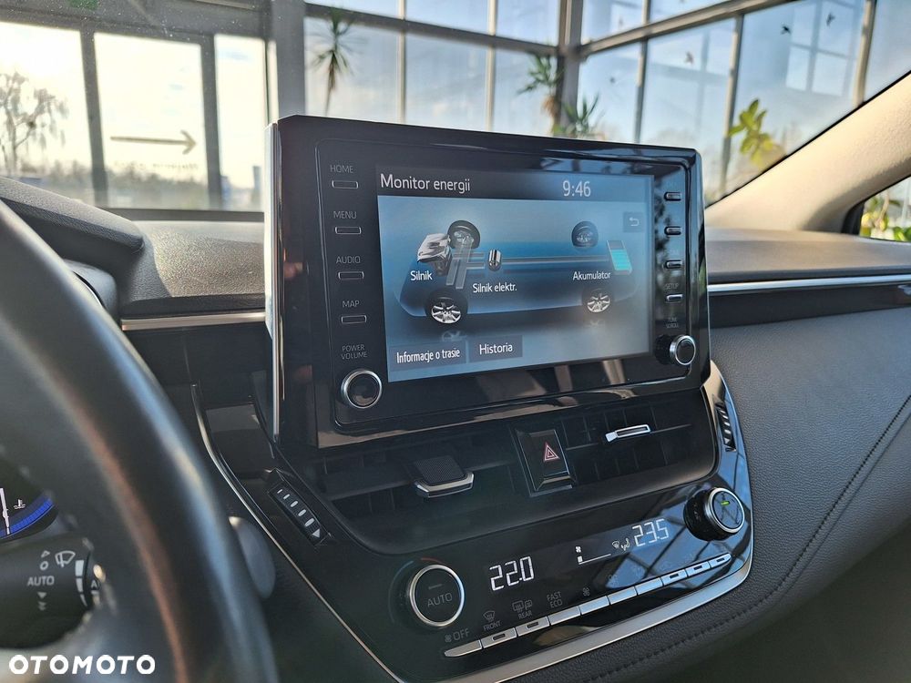 Toyota Corolla 1.8 Hybrid Comfort - 30