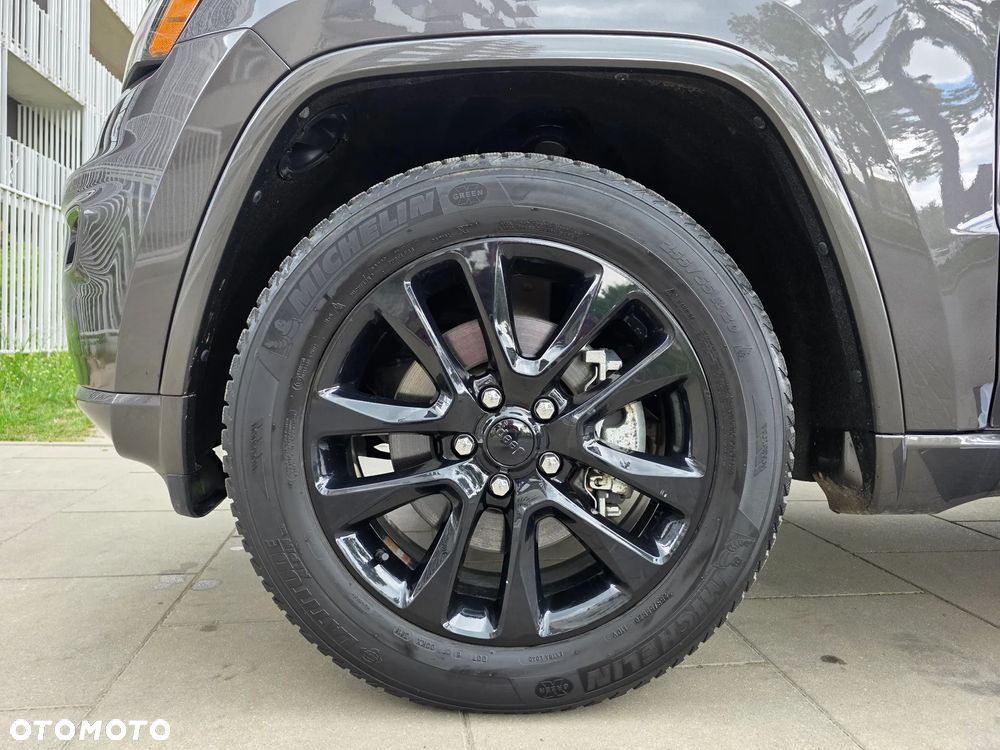 Jeep Grand Cherokee 3.6 V6 Summit - 38