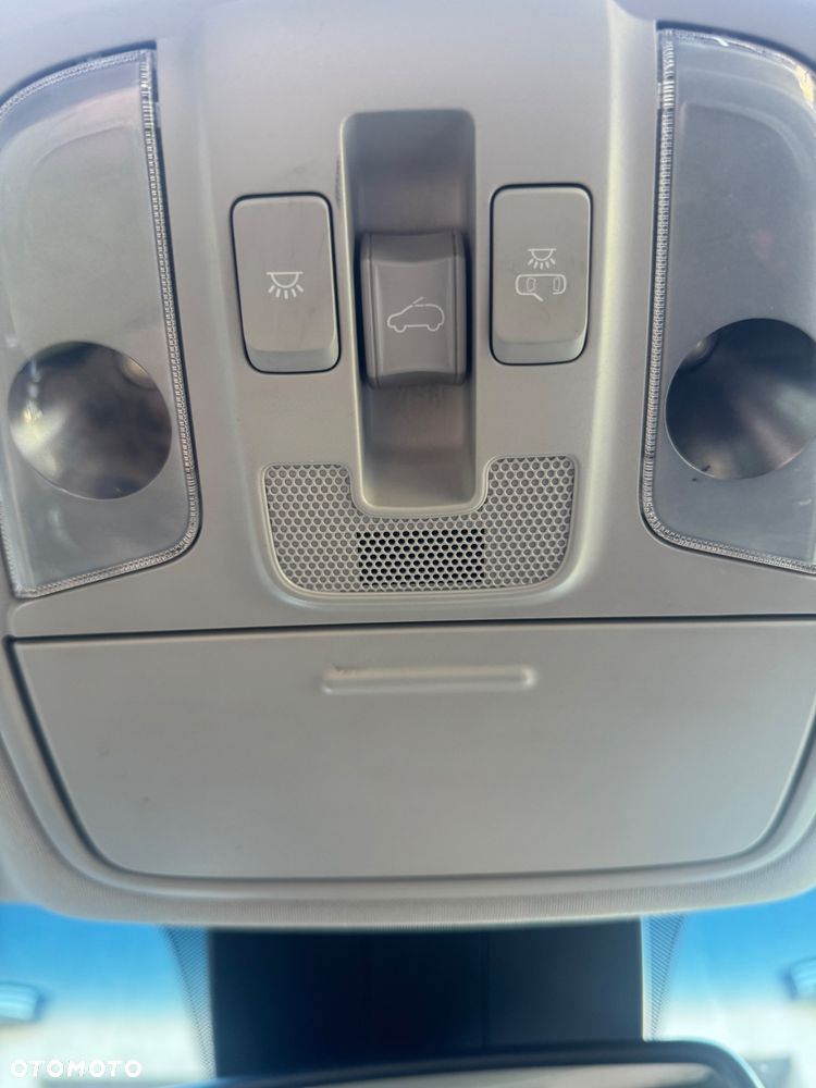 Kia Sportage - 15