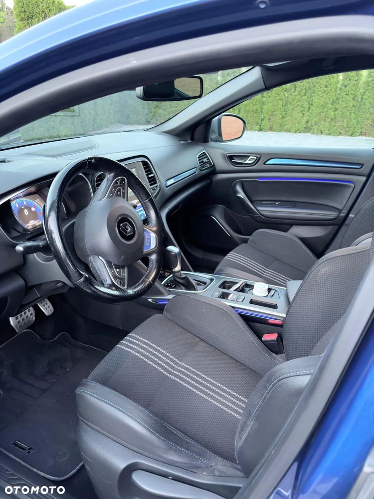 Renault Megane 1.6 dCi GT EDC - 6