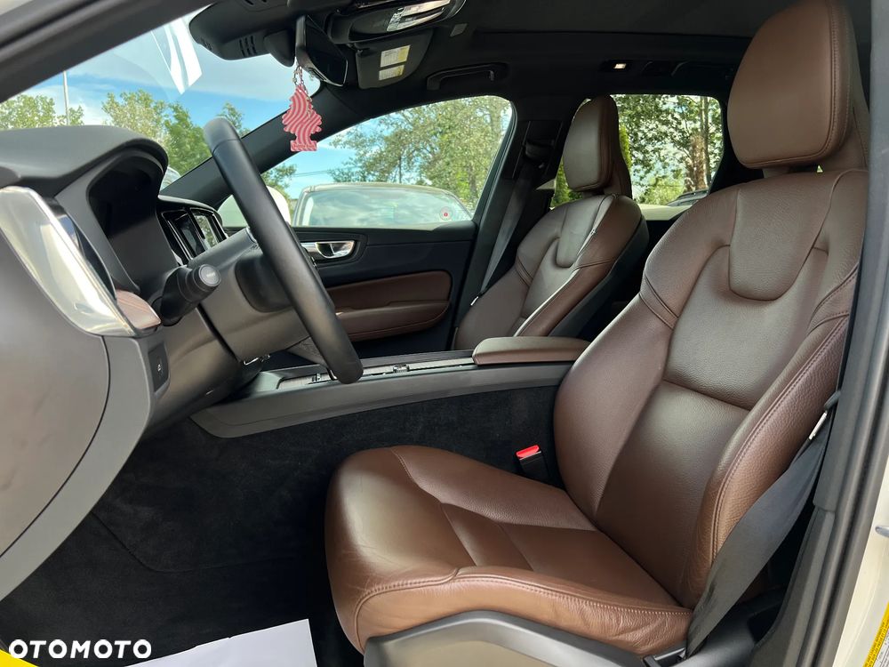 Volvo XC 60 - 14