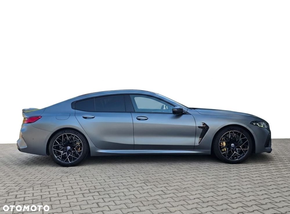 BMW M8 Competition - 3