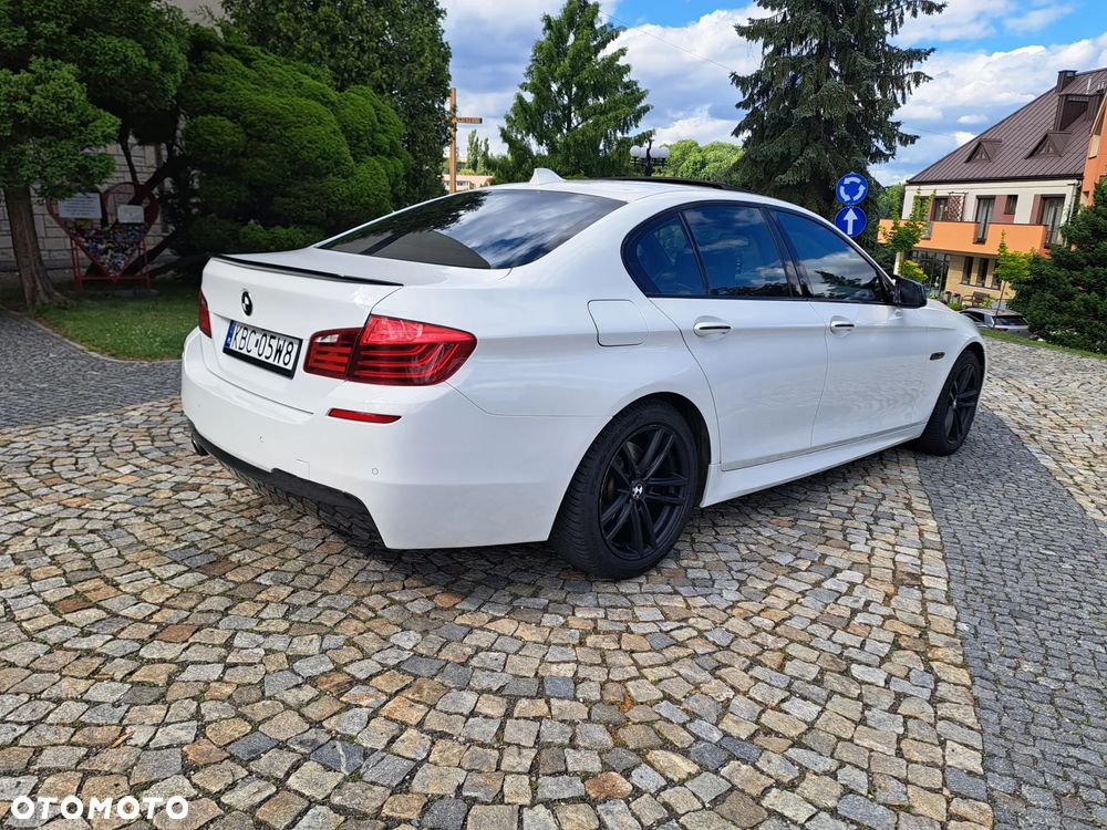 BMW Seria 5 528i xDrive - 4