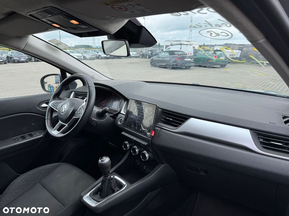 Renault Captur - 22