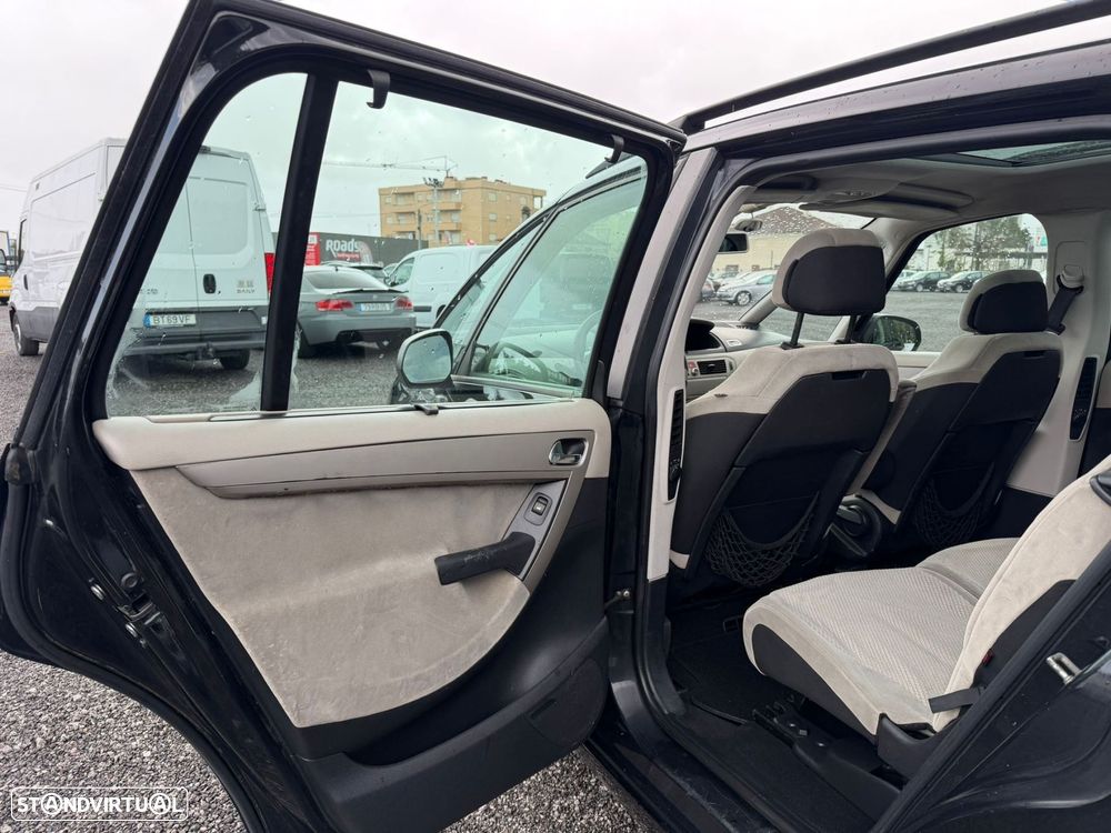 Citroën C4 Grand Picasso 1.6 HDi Confort - 15