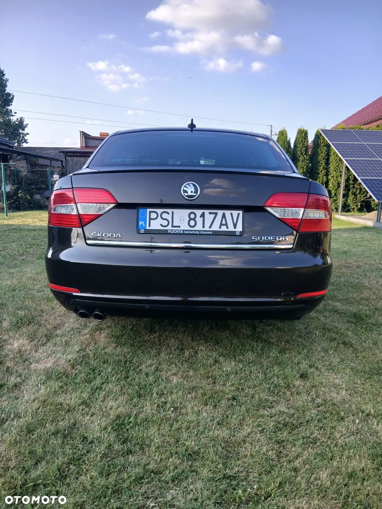 Skoda Superb 2.0 TDI Ambition - 2