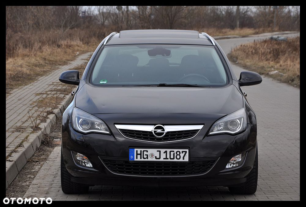 Opel Astra 1.6 Turbo Innovation - 9
