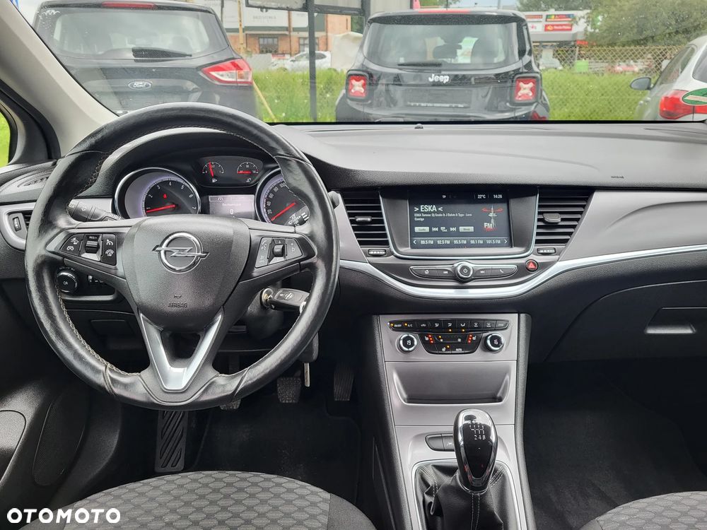 Opel Astra 1.4 Turbo Innovation - 18
