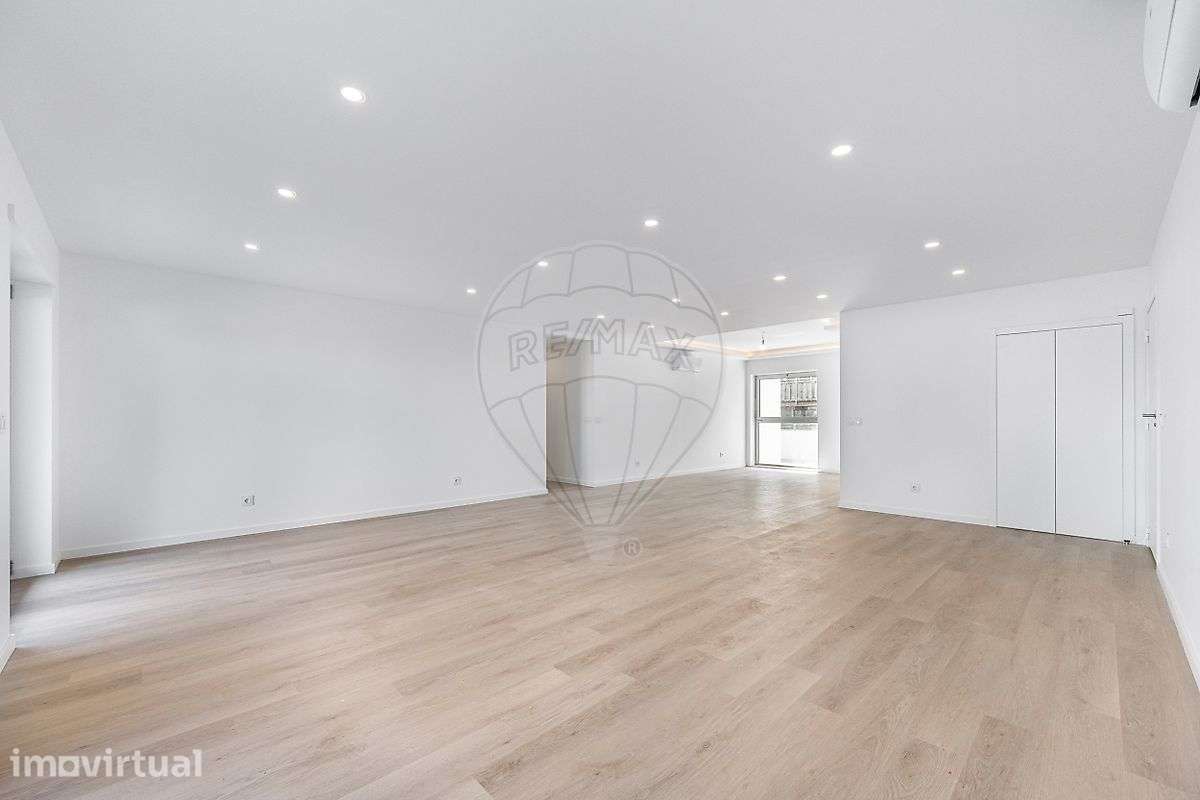Apartamento T4 para venda - Grande imagem: 3/28