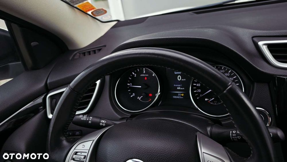 Nissan Qashqai 1.5 dCi Tekna EU6 - 19