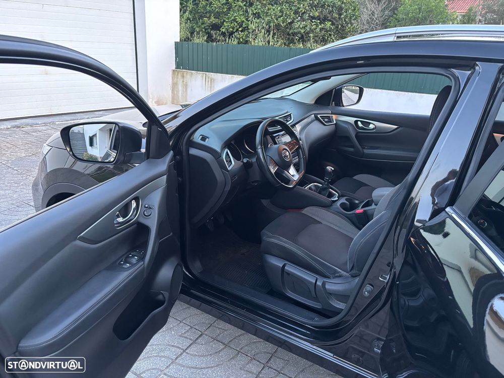 Nissan Qashqai 1.3 DIG-T N-Connecta J18 - 45