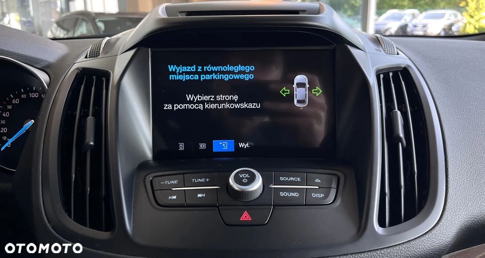 Ford Kuga 1.5 EcoBoost 2x4 Titanium - 30