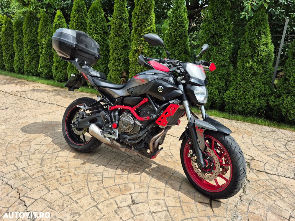 Yamaha MT-07 - 9