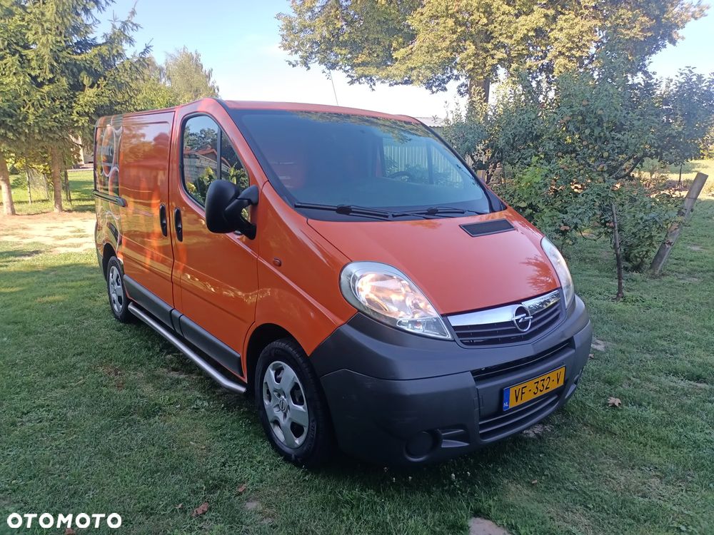 Opel Vivaro - 14