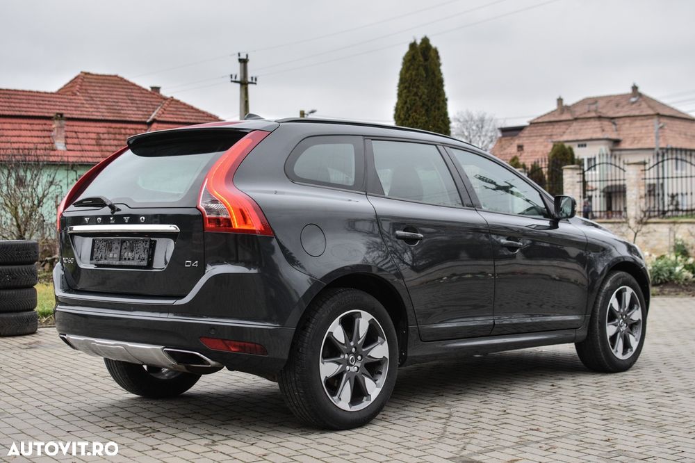 Volvo XC 60 D4 Geartronic Momentum - 3