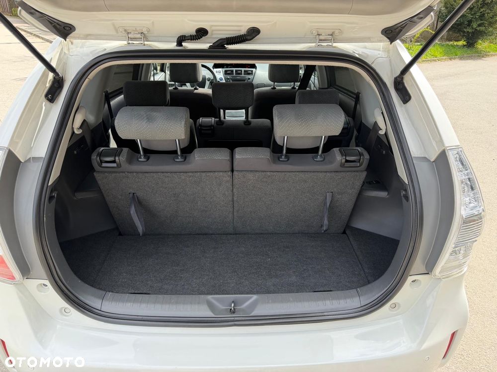 Toyota Prius+ (Hybrid) Executive - 15