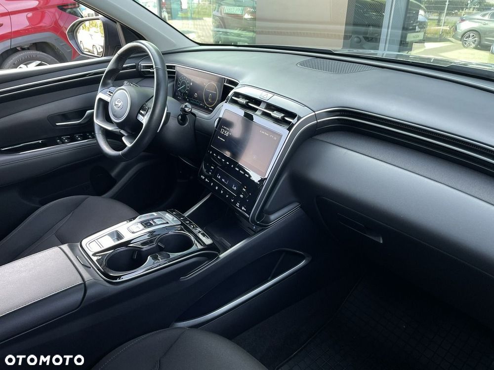 Hyundai Tucson 1.6 T-GDi HEV Executive 2WD - 18