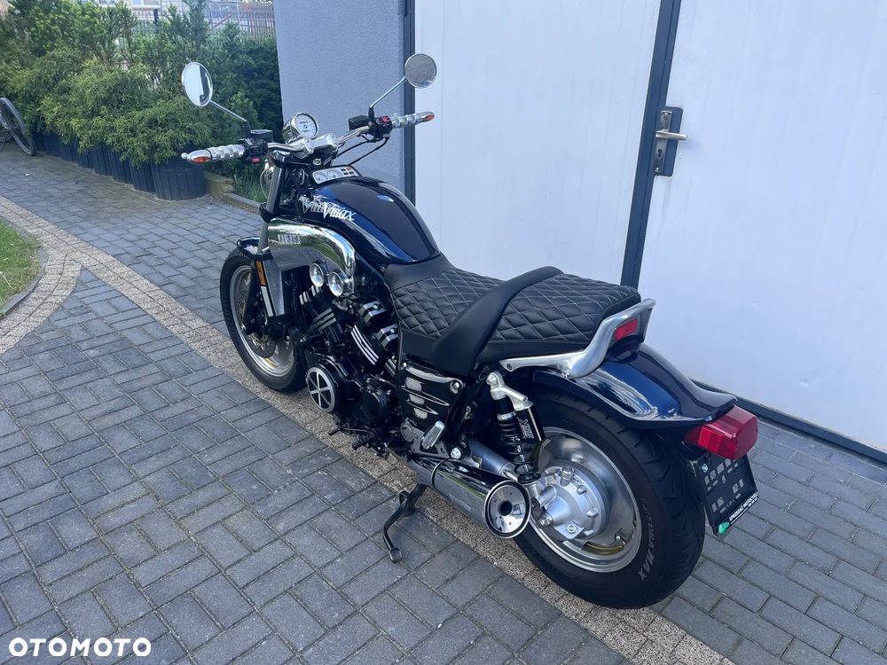 Yamaha V-MAX - 15