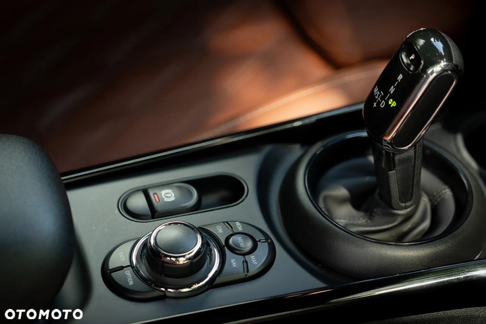 MINI Clubman Cooper S ALL4 sport - 17