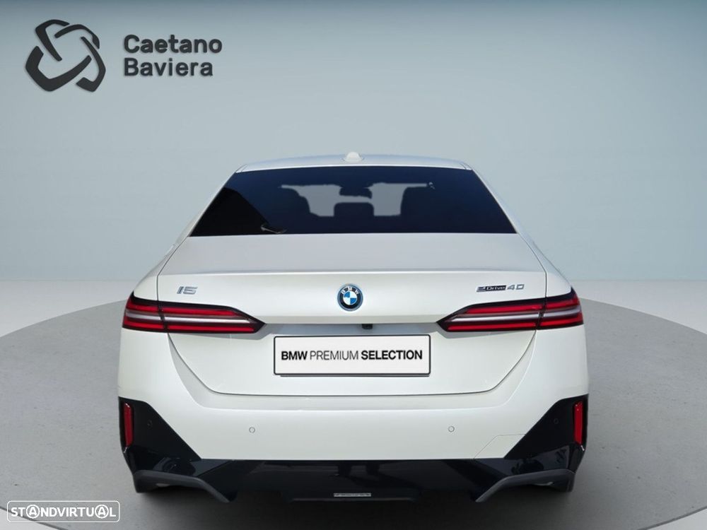 BMW i5 eDrive40 Pack Desportivo M - 7