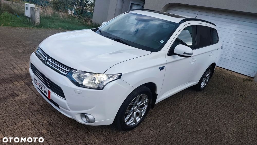 Mitsubishi Outlander 2.0 4WD Top - 39