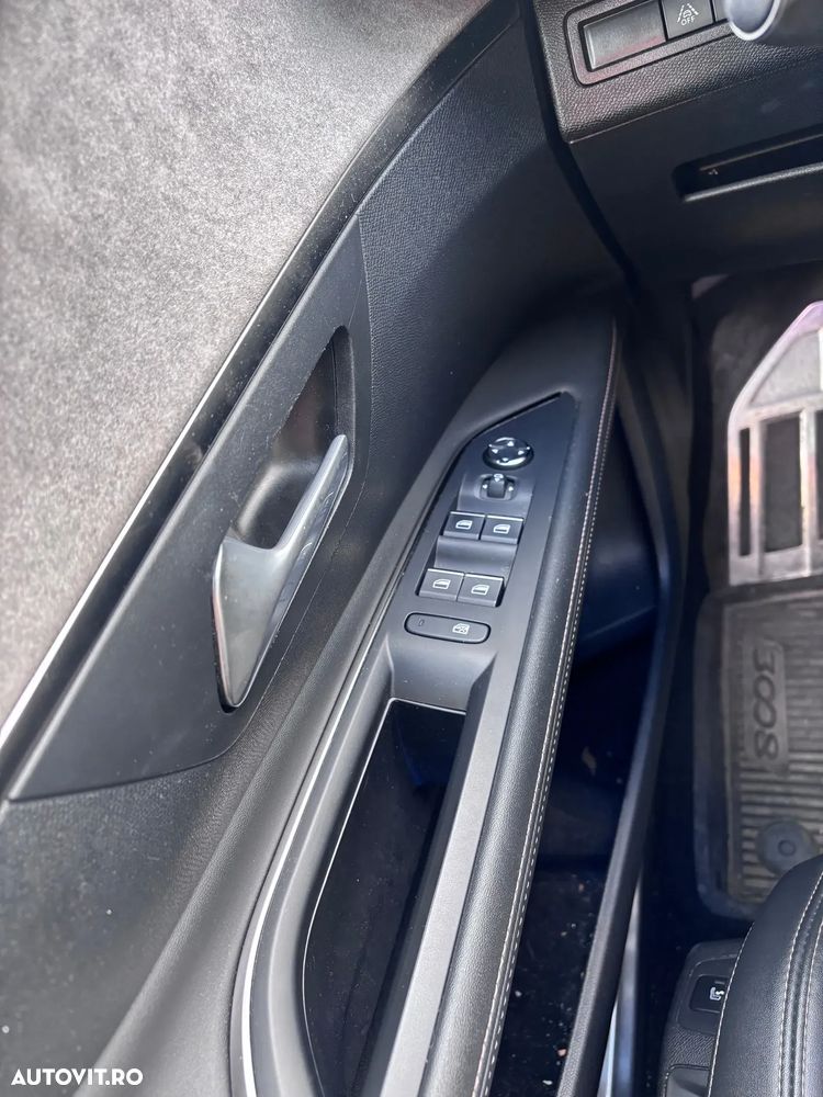 Peugeot 3008 PHEV 300 EAT8 4X4 GT - 7