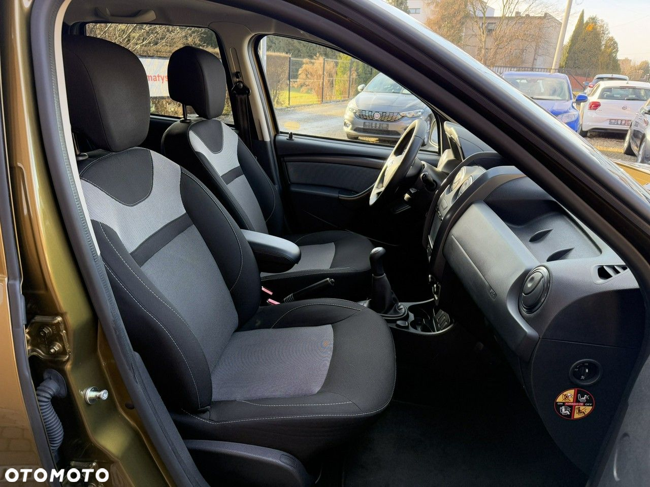 Dacia Duster 1.6 SCe Comfort - 22